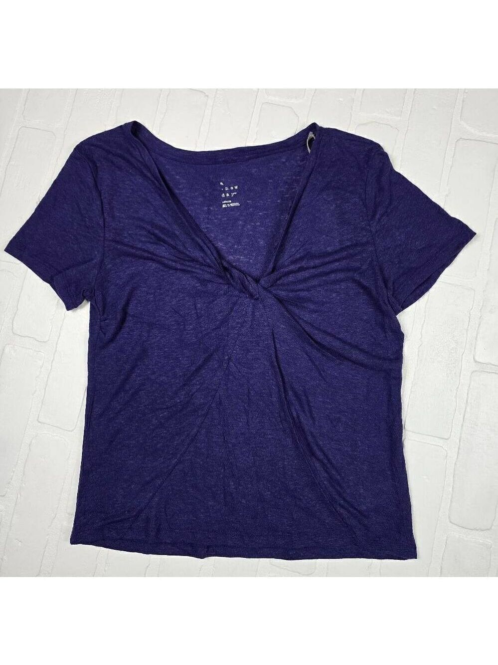 A new Day Twisted Navy V-Neck Top Medium
